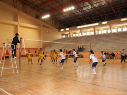 Voleybol’da Şampiyon Mükrimin Halil Lisesi 