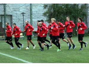 Gençlerbirliği, Eskişehirspor Maçı Hazırlıklarına 8 Eksikle Başladı