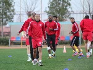Mersin İdmanyurdunda Fenerbahçe Maçı Hazırlıkları Sürüyor