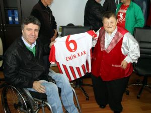 Samsunspor’dan Şişko Nuri’ye Sürpriz Doğum Günü