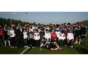 Kırgızistan Futbol Okulu’ndan Beşiktaş’a Ziyaret