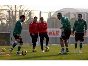 Bursaspor’da Karabükspor Maçı Hazırlıkları Sürüyor