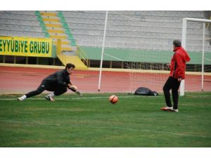 Şanlıurfaspor’da Kartalspor Maçı Hazırlıkları Sürüyor