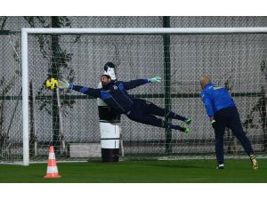 Fenerbahçe, Mersin İdmanyurdu Maçı Hazırlıklarını Sürdürdü