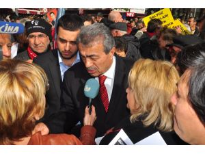 Kamer Genç, Balyoz Tutuklularına Destek Verdi