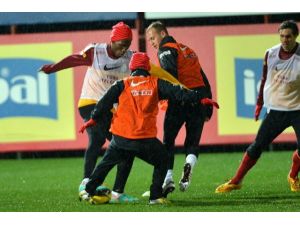 Drogba İlk Kez Antrenmana Çıktı