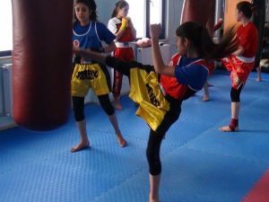 Sporcuların Muay Thai Türkiye Şampiyonası Hazırlığı