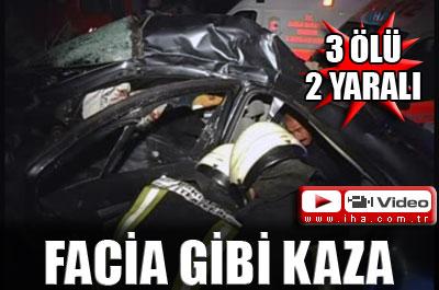 Kamyonla otomobil çarpıştı: 3 ölü 