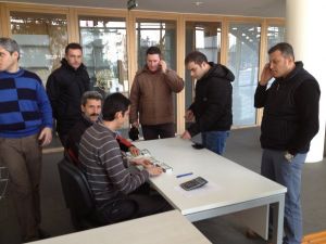 Akhisar Belediyespor-galatasaray Maçının Biletlerine Büyük İlgi