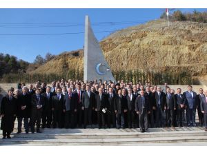 Bahçeli, Mhp İl Başkanlarıyla Bir Araya Geldi