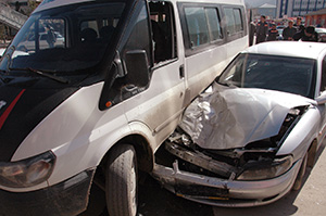 Elbistanda Trafik Kazası: 2 Yaralı