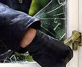 Dilenci Kılığında Hırsızlık Yapan 2 Kadın Yakalandı