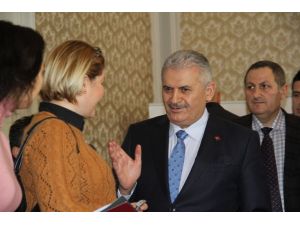 Bakan Yıldırım: “3. Köprüyü 2015 Yılı Sonunda Açmayı Hedefliyoruz”