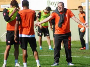 Adanaspor İşi Sıkı Tutuyor