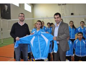 Bafralı Voleybolcuların Hedefi 3. Lig