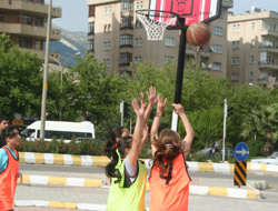 NFK’da Streetball Show