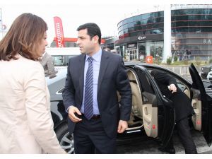 Demirtaş’tan Kck Ve İmralı Açıklaması