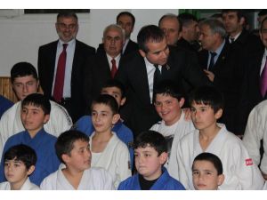 Gençlik Ve Spor Bakanı Kılıç Giresun’da