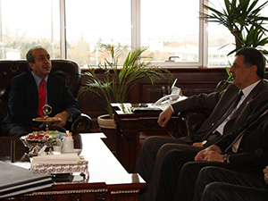 Pakdil,  Eker’i Ziyaret Etti