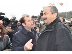 Bdp’li Vekillerin Basın Toplantısı