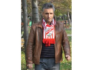 Boluspor Taraftarından Oğuz Çetin Ve Oyuncularına Destek