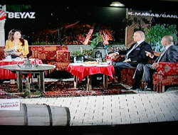 Beyaz Tv’de siyasetçiler ve dondurma vardı