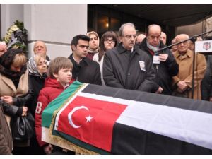 Beşiktaş’ta Yaşamını Yitiren Yönetici Ergün Gökalp’a Tören Düzenlendi