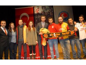 Hakan Şükür, Engellilere Yenildi