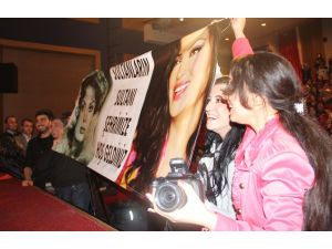 Türkan Sultan’dan Albüm Haberi