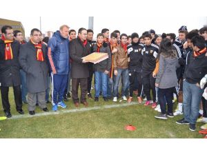 Öğrencilerden Kayserispor’a Moral Ziyareti
