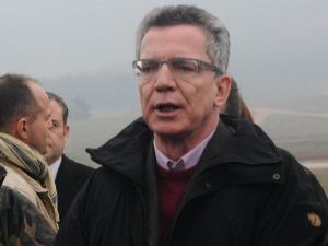 Savunma Bakanları Patrıotlar’ın Bulunduğu Kışlada