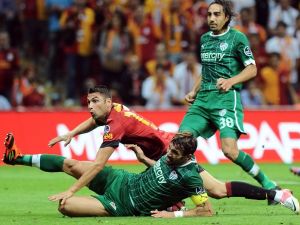 Bursaspor Deplasmanda 19 Puan Kaybetti