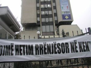 Kosova’da Yüksek Glen Elektrik Faturaları Halkı İsyan Ettirdi