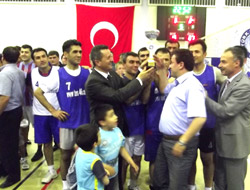 Voleybol Turnuvasının Finali Muhteşem Geçti