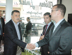 Pakdil Gezilerini Sürdürüyor