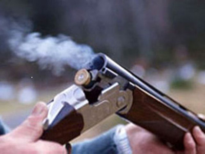 Av Tüfeğini Temizlerken Kendini Vurdu  