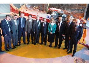 Atak Helikopterinden Savunma Komisyonu Üyelerine Nefes Kesen Gösteri