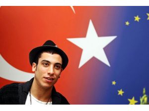 Can Bonomo Adanaya Geliyor