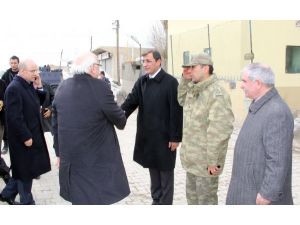 Bakanlar Vanın Başkale İlçesinde