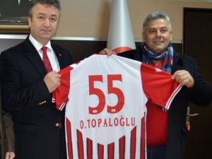 Samsunspordan Topaloğluna Plaket