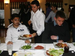 Beşiktaş Yönetim Kurulundan Futbol Takımına Moral Yemeği