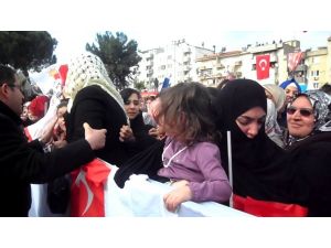 Başbakan Erdoğana Ulaşmak İsteyen Kadın, Emeline Kavuştu