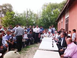 ‘Boş vaatler, ülkeyi uçurumun kenarına götürdü’ 