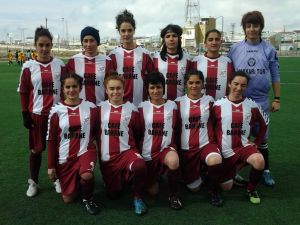 Futbolun Kraliçelerinden Büyük Başarı