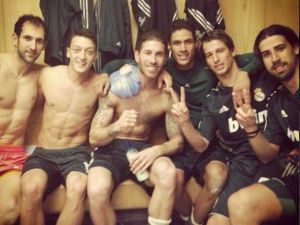 Madridli Futbolculardan Galibiyet Pozu