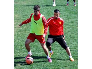 Göztepe’de Adanaspor Maçı Hazırlıkları Sürüyor