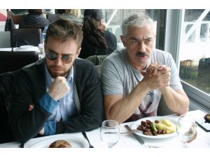 Dalkılıç, Usta Yönetmen Altıoklar’ın Kanatları Altında