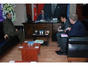 Japon Heyetinden Ak Parti’ye Ziyaret