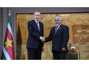 Surinam Devlet Başkan Yardımcısı Türkiyede