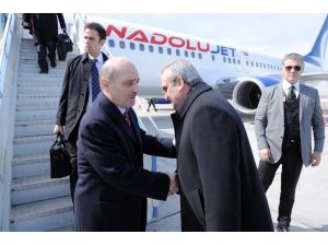 Bakan Bayraktar Van’da